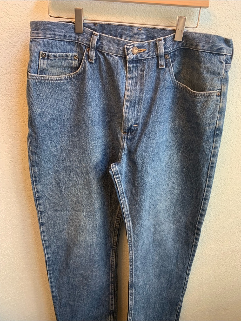 Wrangler Slim Straight Jeans in Light Blue Denim